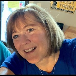 Meet your Posher, Polly